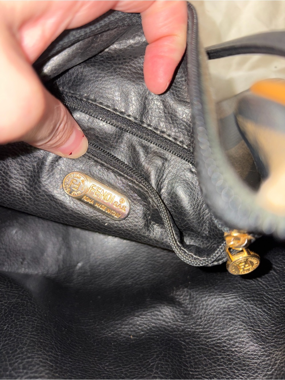 Vintage Checkered Fendi Bag - Picture 3 of 4
